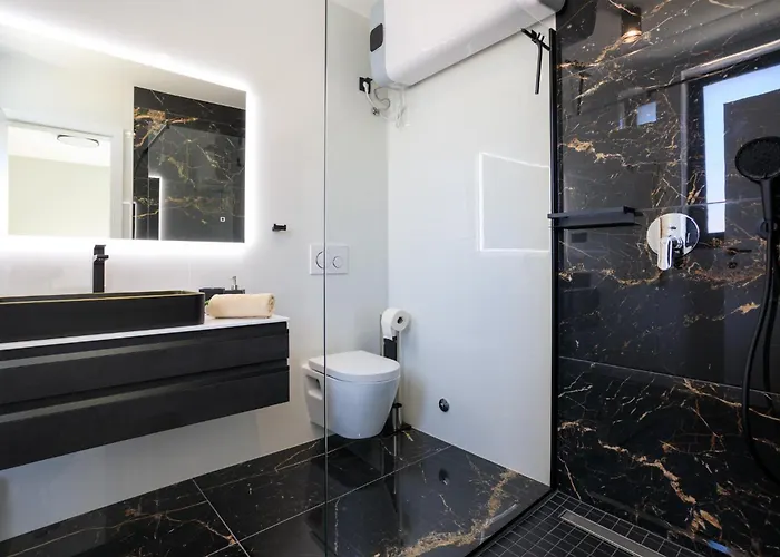 Private Complex For Up To 16 Guests Krk Krk Town