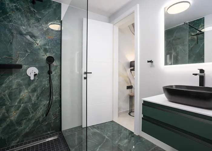 Private Complex For Up To 16 Guests Krk Villa Krk Town