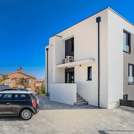 Villa Private Complex For Up To 16 Guests Krk *